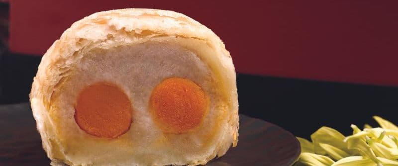 Freshly Handcrafted Mooncakes in SG