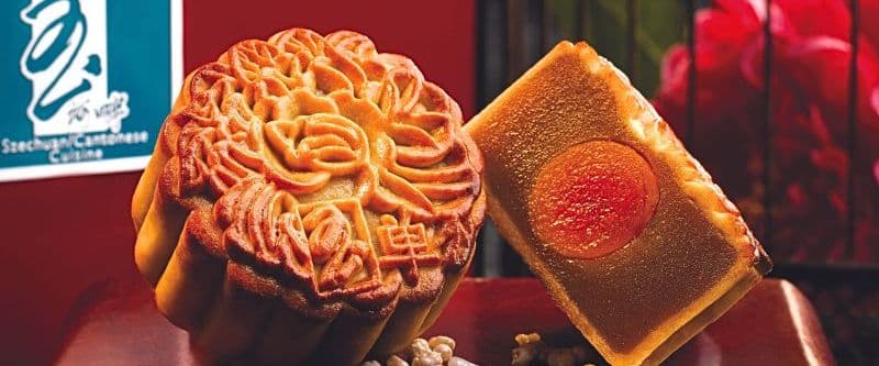 Freshly Handcrafted Mooncakes in SG